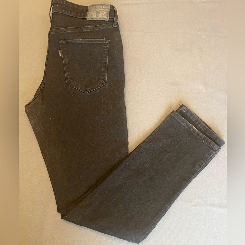 Levi’s Classic Mid Rise Skinny Jeans Size 30 x 28.5 Black Wash Stretch
